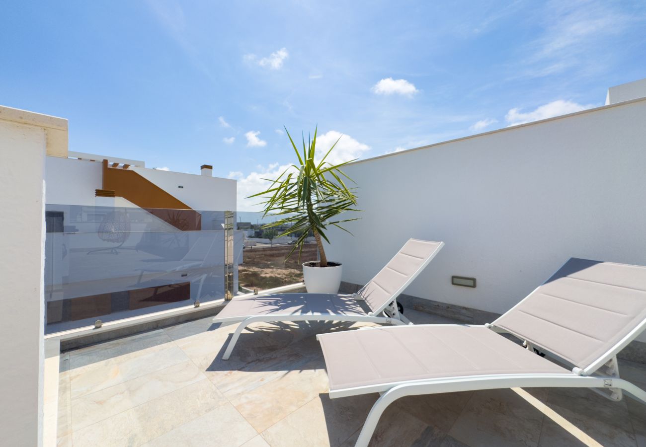 Apartment in Pilar de la Horadada - 202 Sunshine Haven - Alicante Holiday