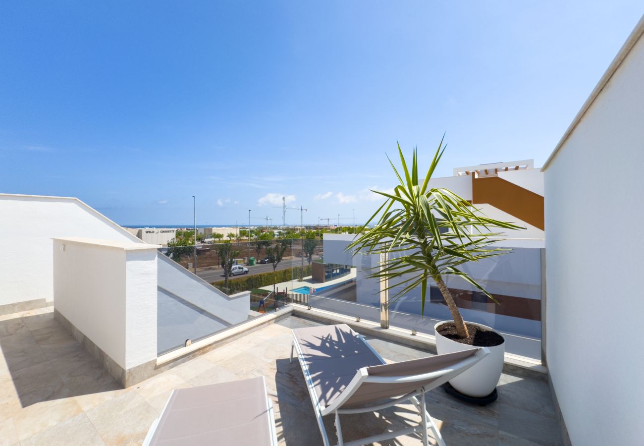 Apartment in Pilar de la Horadada - 202 Sunshine Haven - Alicante Holiday