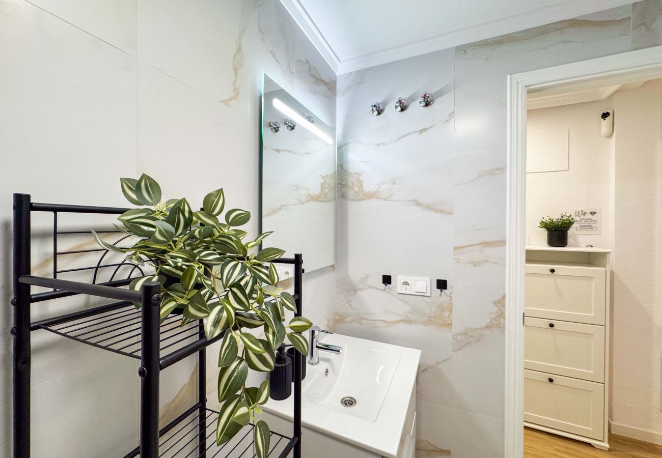 Apartment in Torrevieja - 037 Modern Sweet Apartment - Alicante Holiday