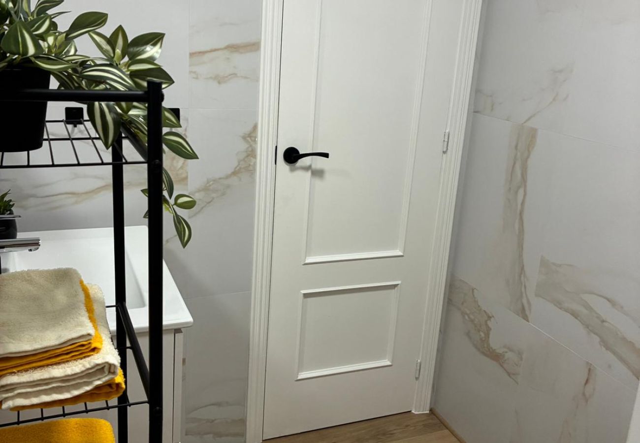 Apartment in Torrevieja - 037 Modern Sweet Apartment - Alicante Holiday