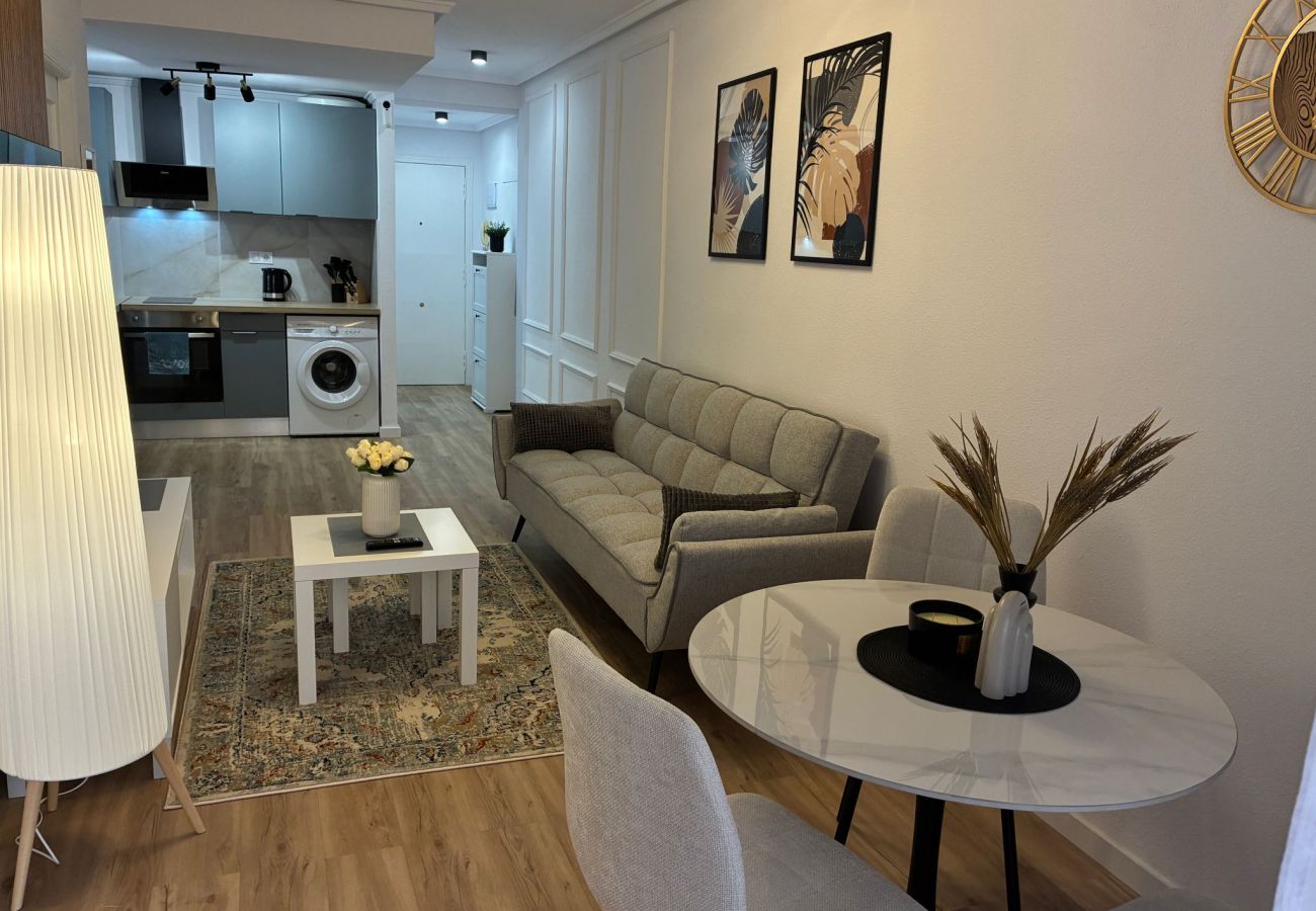 Apartment in Torrevieja - 037 Modern Sweet Apartment - Alicante Holiday