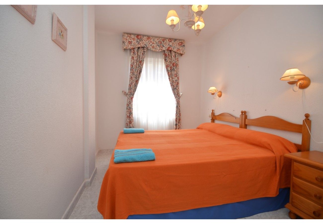 Апартаменты на Торревьеха / Torrevieja - 006 Locos Beach - Alicante Real Estate