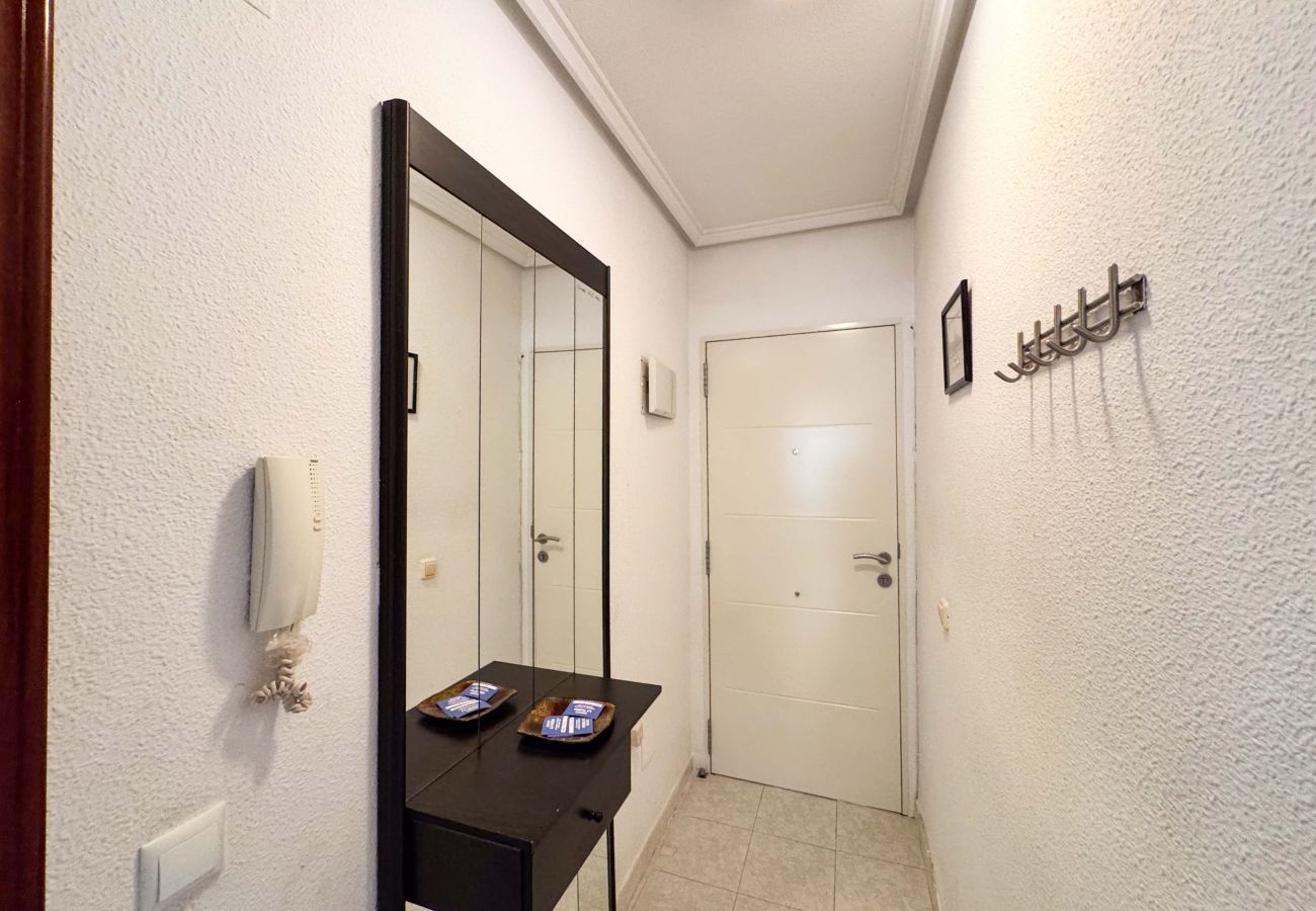 Апартаменты на Торревьеха / Torrevieja - 016 Happiness Apartment - Alicante Holiday