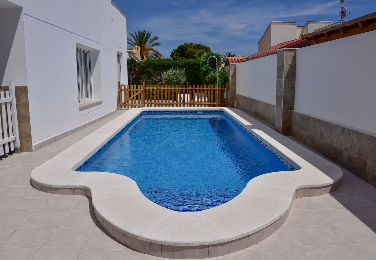 Вилла на Cabo Roig - 200 Villa Deluxe - Alicante Holiday