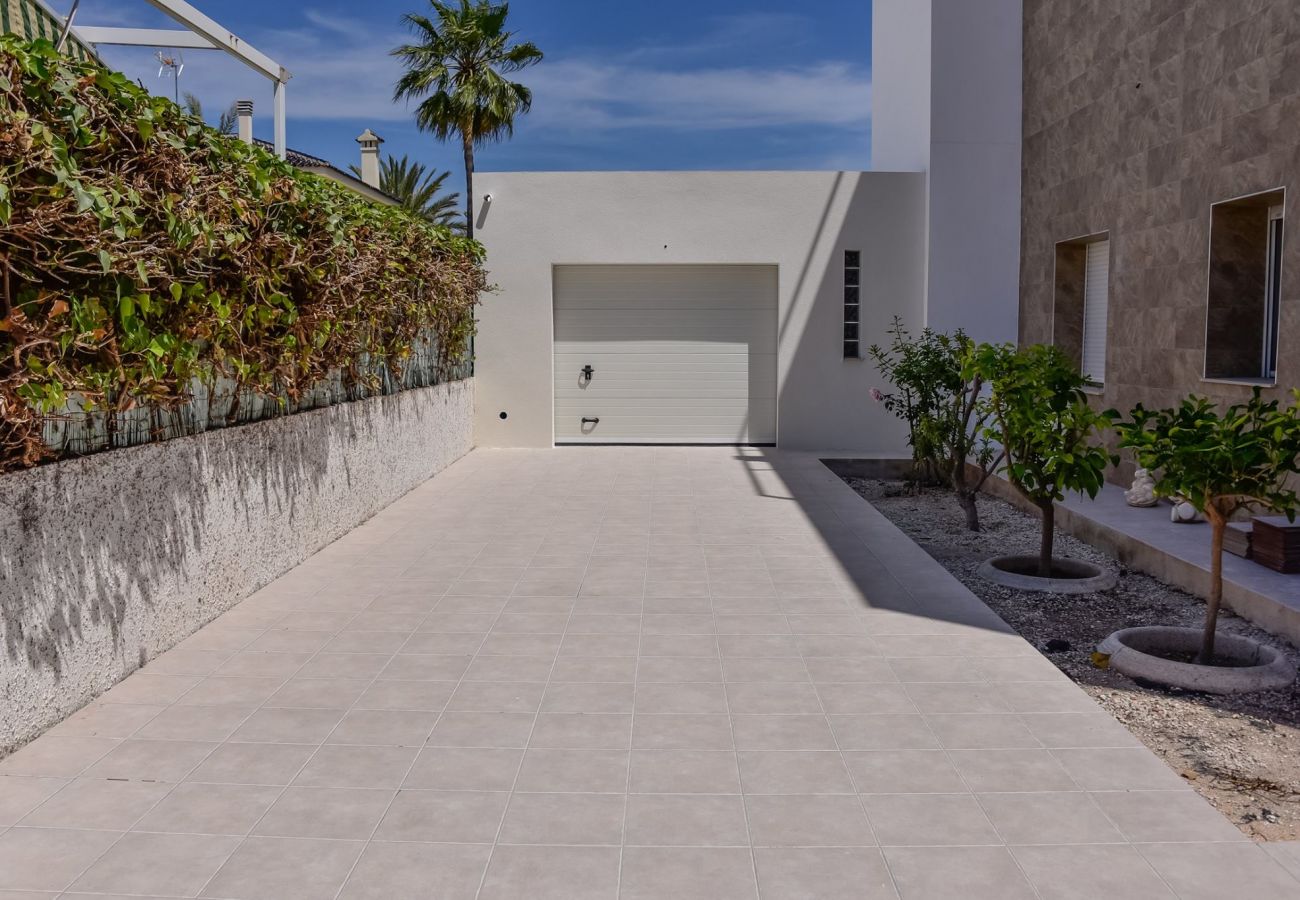 Вилла на Cabo Roig - 200 Villa Deluxe - Alicante Holiday