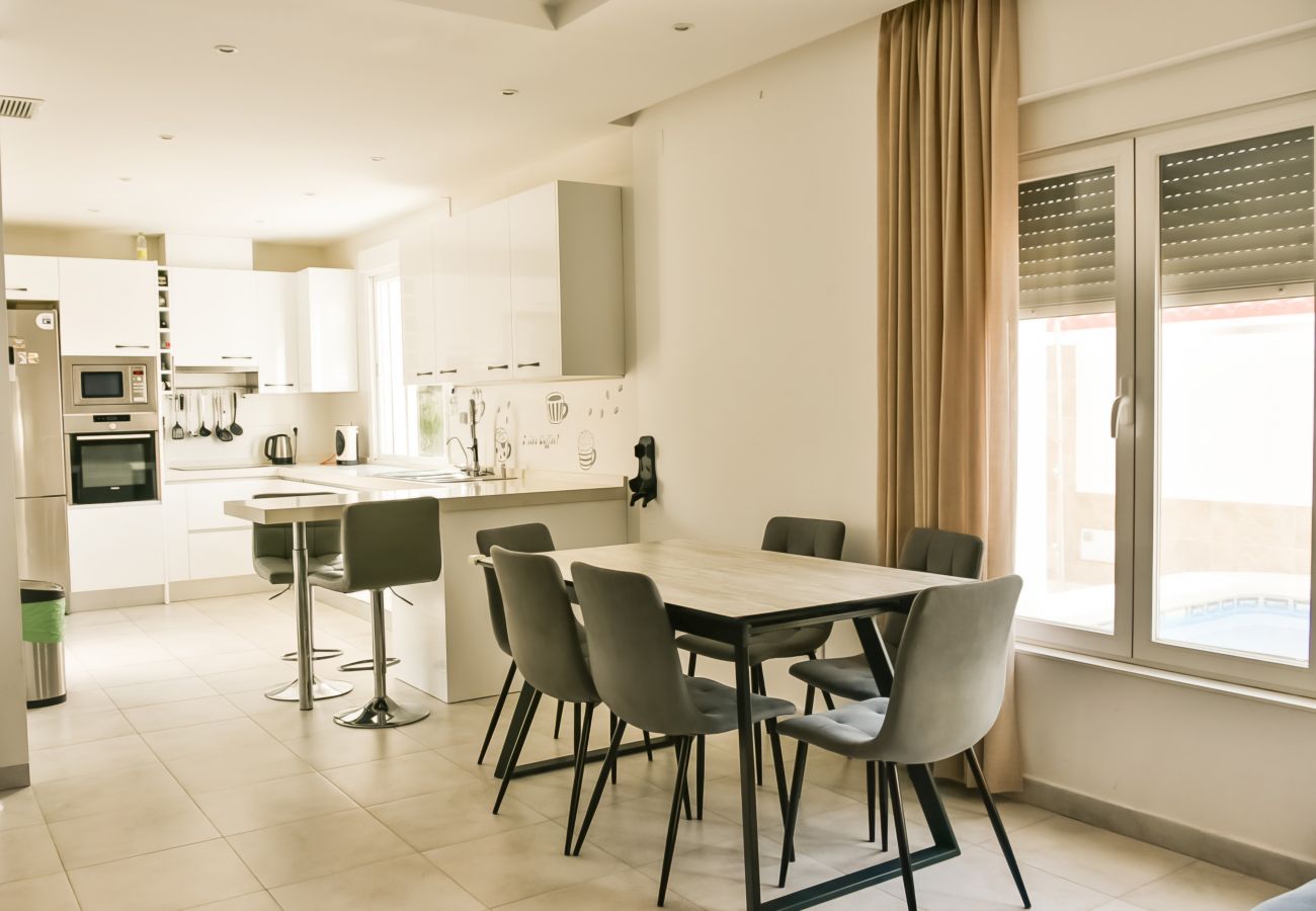 Вилла на Cabo Roig - 200 Villa Deluxe - Alicante Holiday