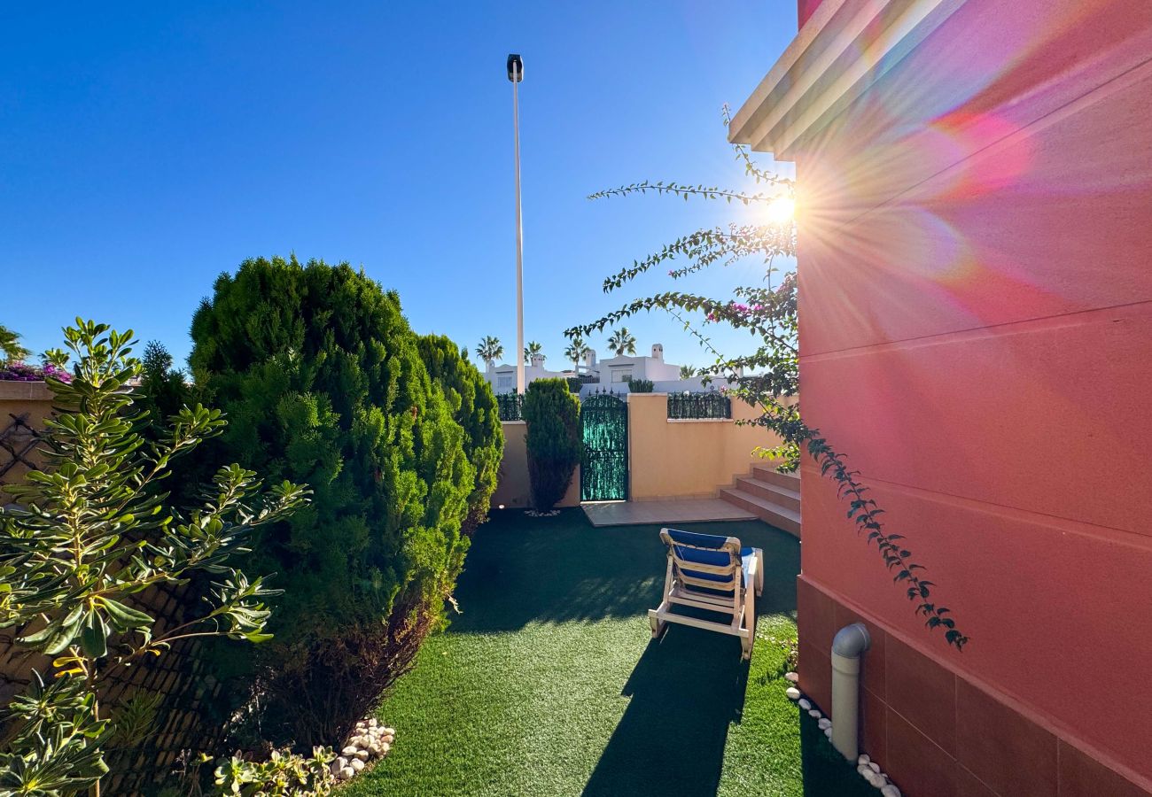 Таунхаус на Торревьеха / Torrevieja - 075 Altos Magic House - Alicante Holiday