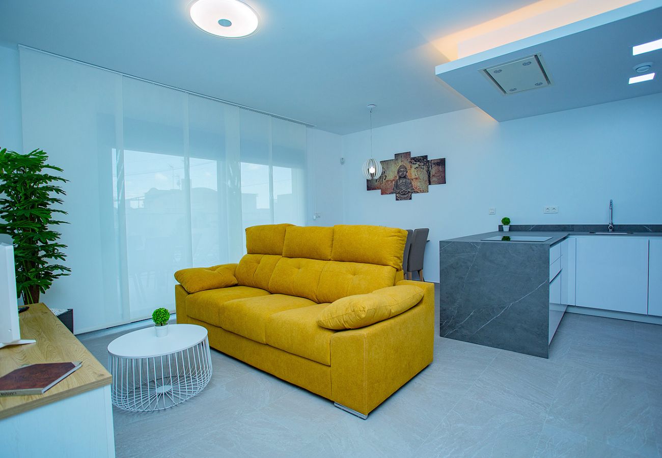 Бунгало на Торревьеха / Torrevieja - 218 New Laguna View Jacuzzi - Alicante Holiday