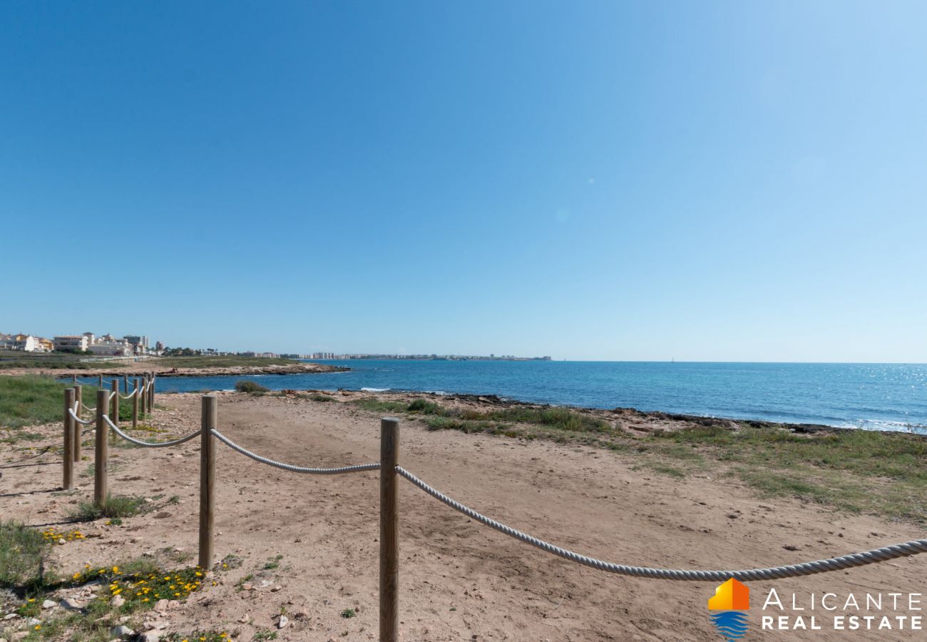 Апартаменты на Торревьеха / Torrevieja - 222 Lovely 3  Pools Home - Alicante Holiday