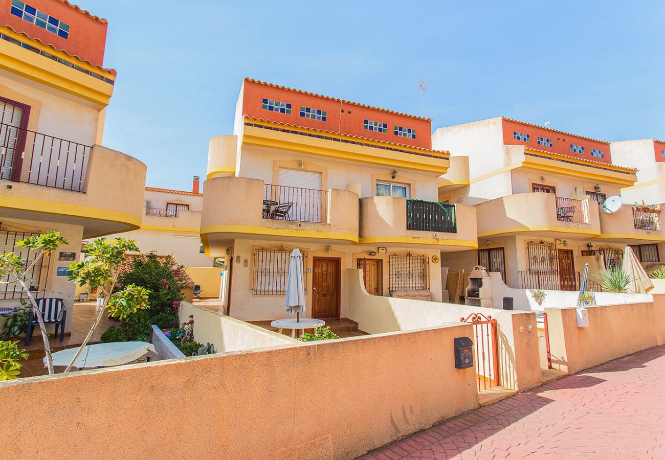 Таунхаус на La Zenia - 236 Sunny Duplex -Alicante Holiday