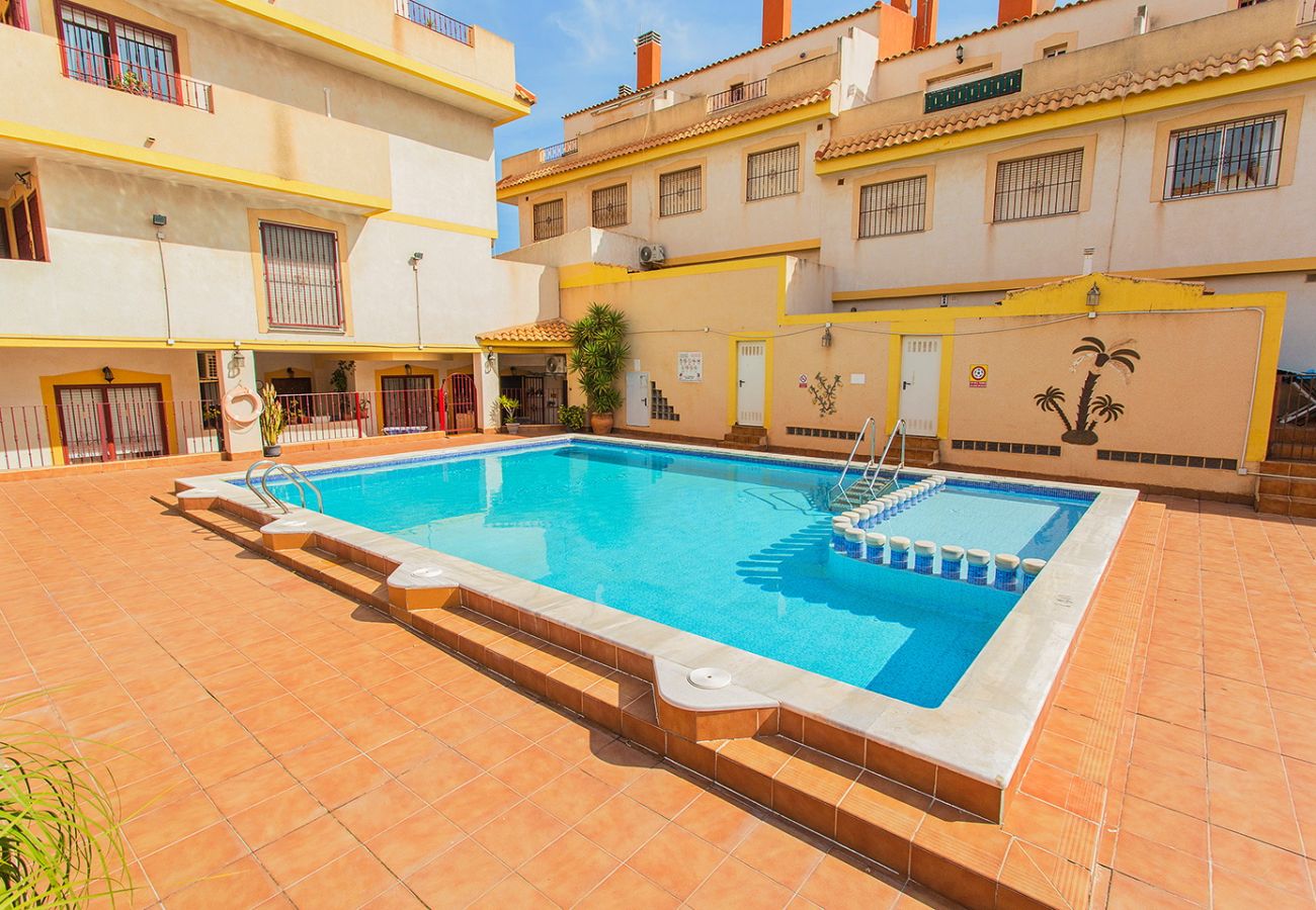 Таунхаус на La Zenia - 236 Sunny Duplex -Alicante Holiday