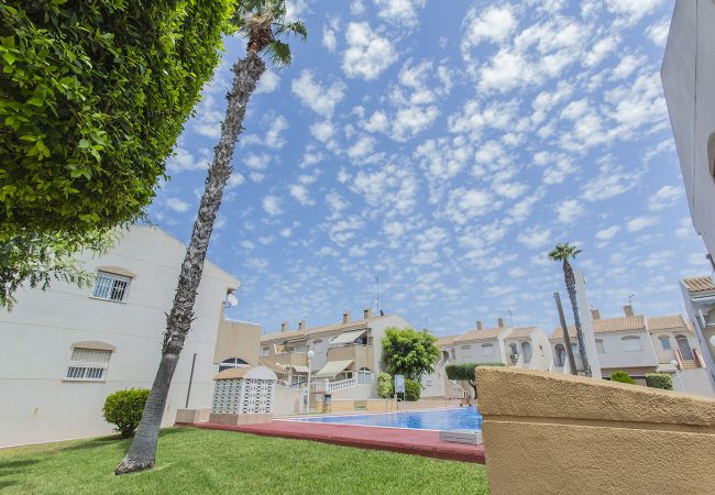 Апартаменты на Торревьеха / Torrevieja - 146 Quiet Pool Relax - Alicante Holiday