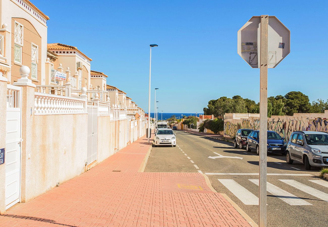 Апартаменты на Торревьеха / Torrevieja - 025 Sunny Oasis Apartment - Alicante Holiday