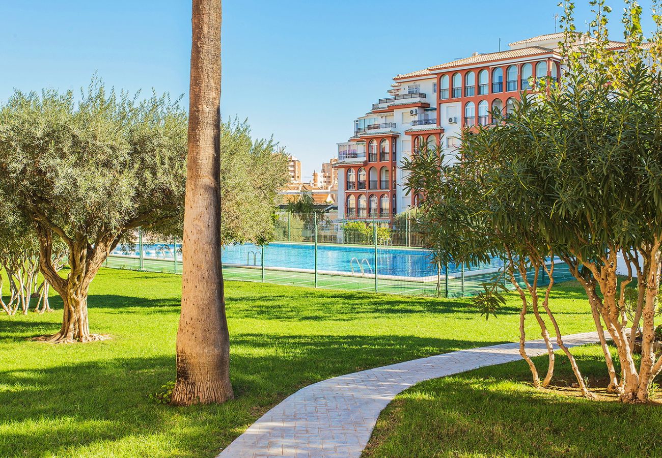 Апартаменты на Torrelamata - 011 TorreLaMata apartment- Alicante Holiday