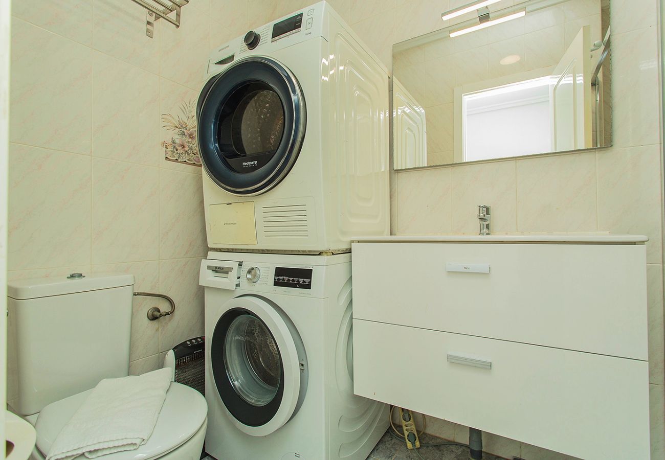 Апартаменты на Торревьеха / Torrevieja - 001 Lirio Apartment - Alicante Holiday