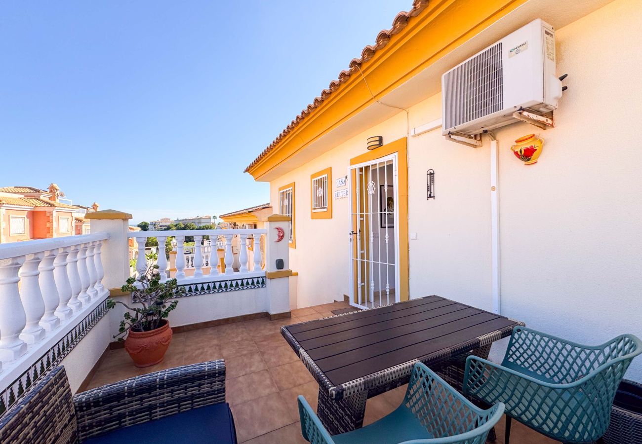 Бунгало на La Zenia - 200 Relax House- Alicante Holiday