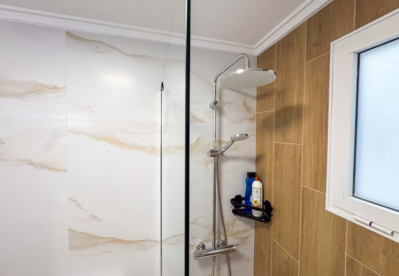 Апартаменты на Торревьеха / Torrevieja - 037 Modern Sweet Apartment - Alicante Holiday