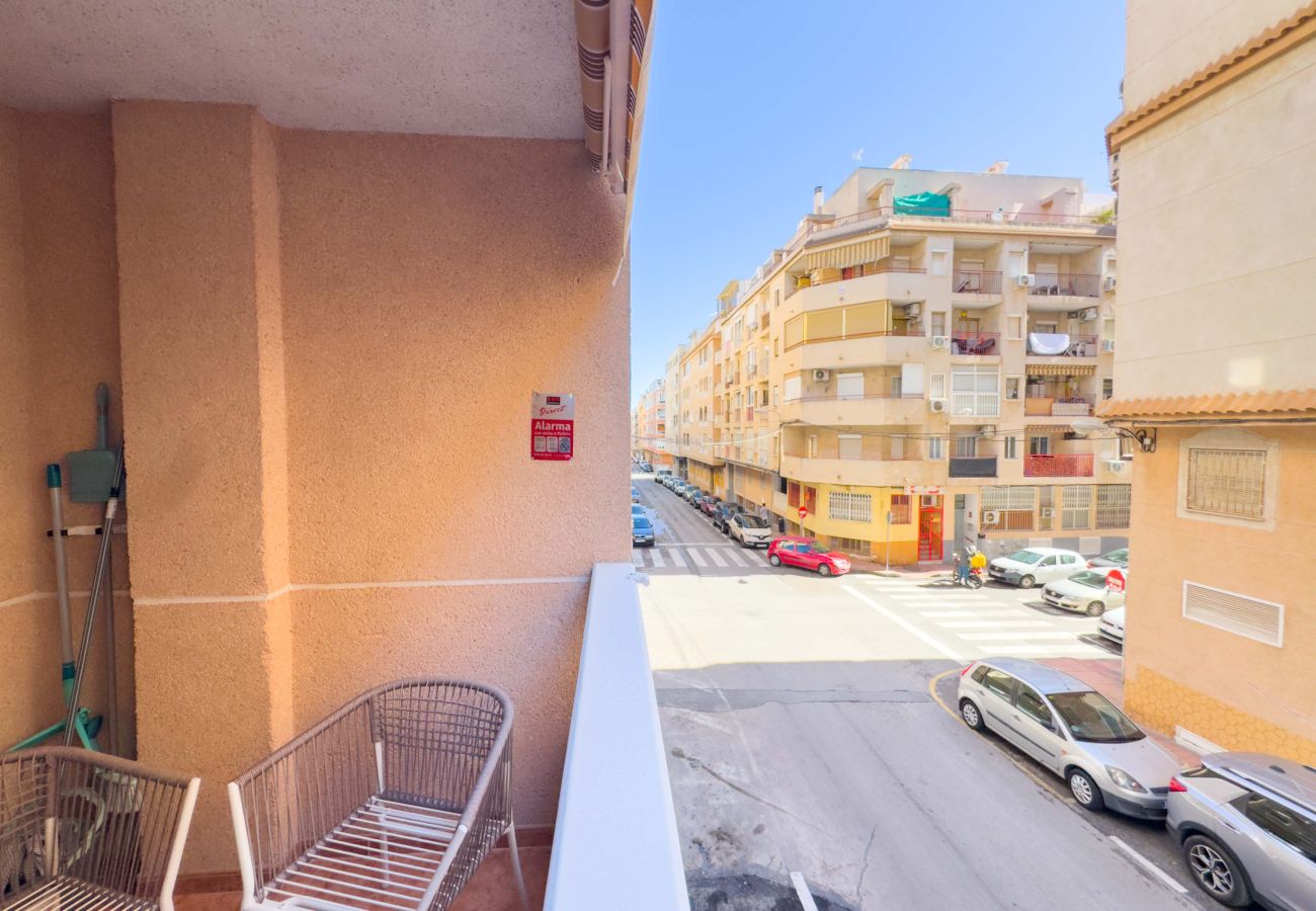 Апартаменты на Торревьеха / Torrevieja - 037 Modern Sweet Apartment - Alicante Holiday