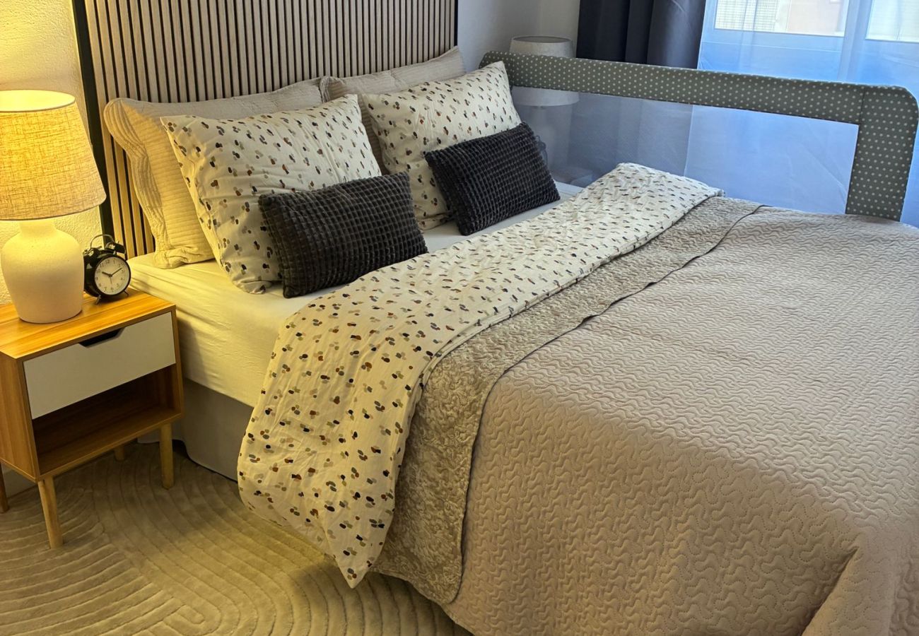 Апартаменты на Торревьеха / Torrevieja - 037 Modern Sweet Apartment - Alicante Holiday