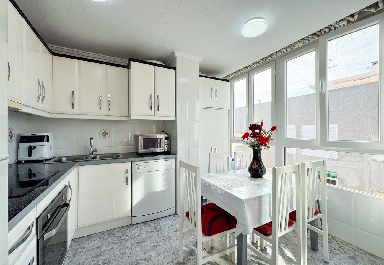 Апартаменты на Торревьеха / Torrevieja - 152 La Paz Apartment Alicante-Holiday