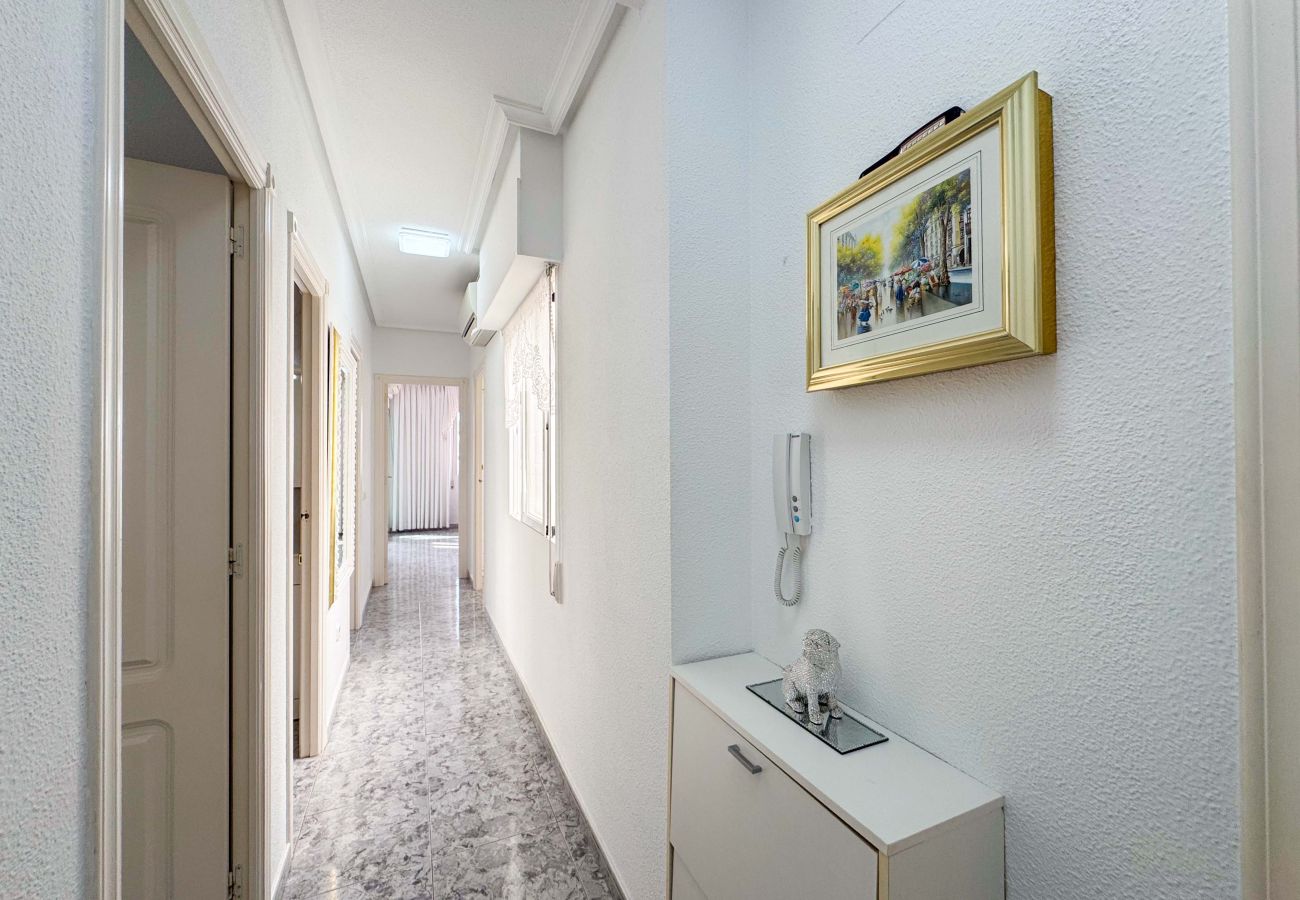 Апартаменты на Торревьеха / Torrevieja - 152 La Paz Apartment Alicante-Holiday