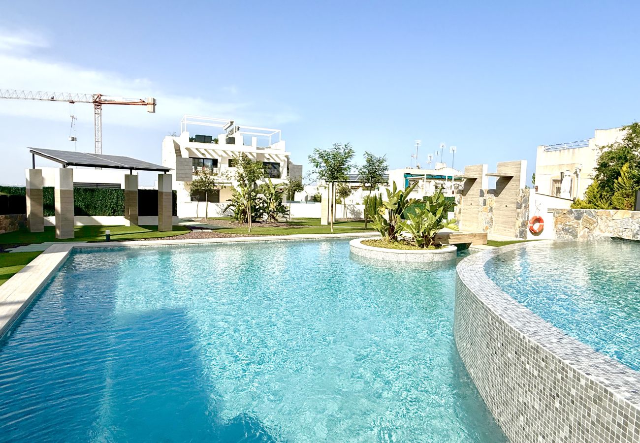 Апартаменты на Торревьеха / Torrevieja - 206 Luxury Apartment Alicante Holiday