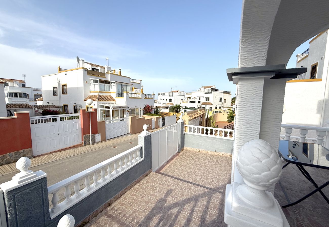 Вилла на Торревьеха / Torrevieja - 205 Dream Hills 2 Alicante Holiday