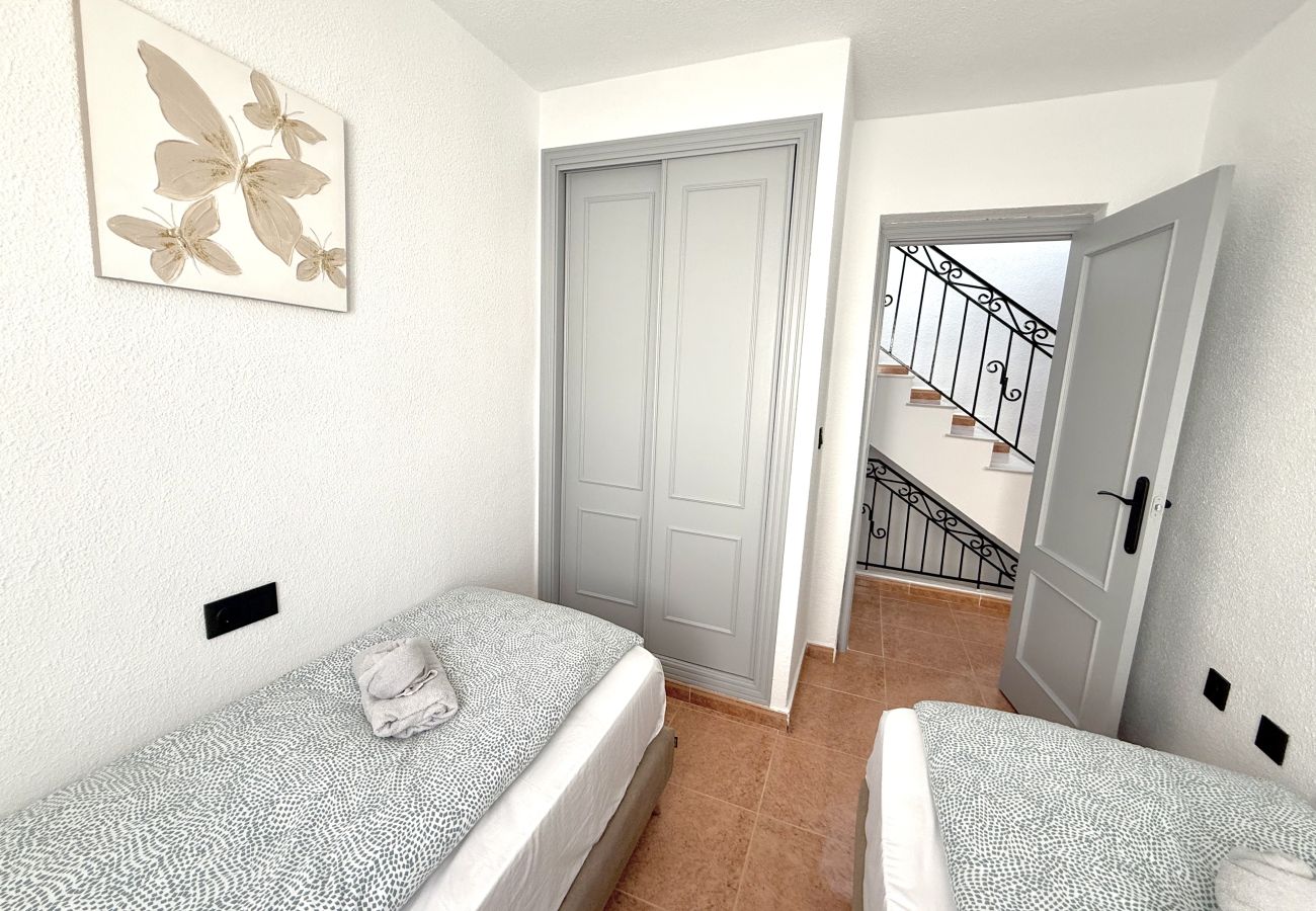 Вилла на Торревьеха / Torrevieja - 205 Dream Hills 2 Alicante Holiday