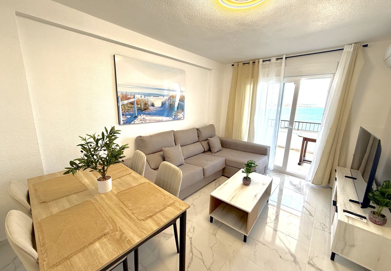Апартаменты на Торревьеха / Torrevieja - 105 Magic Views - Alicante Holiday