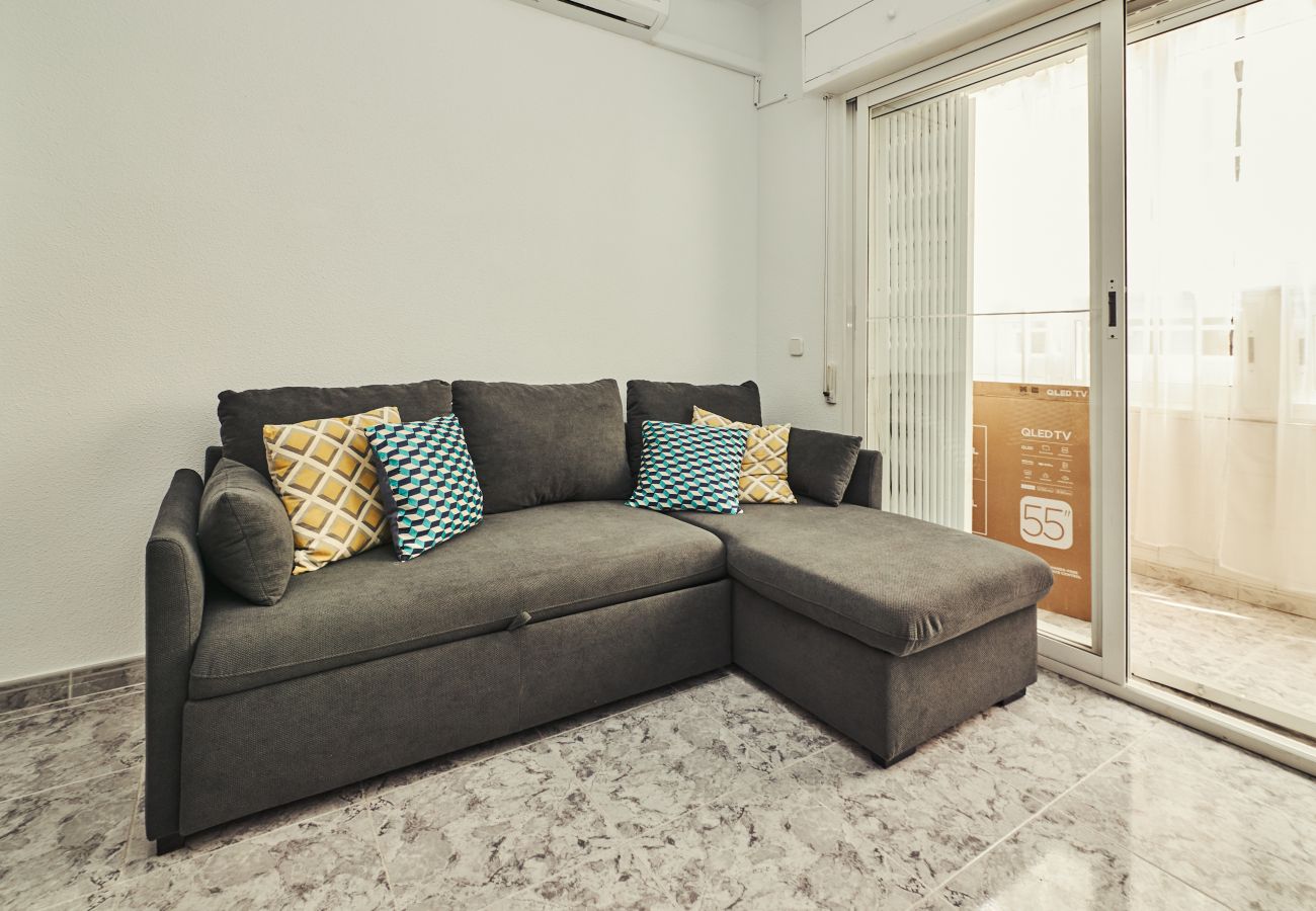 Апартаменты на Торревьеха / Torrevieja - 153  La Paz Center Alicante-Holiday